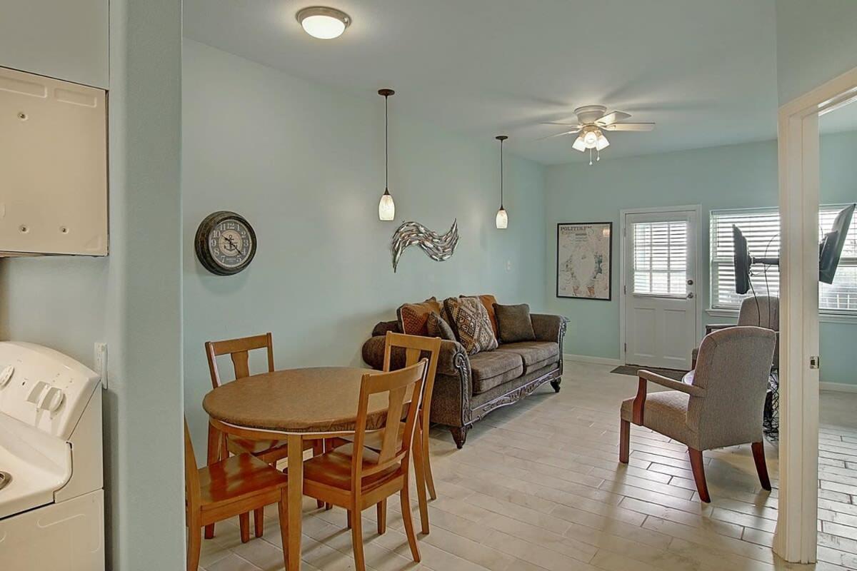 Captain Quarter'S 1 Bedrm Unit At Sea Isle Village Port Aransas Esterno foto